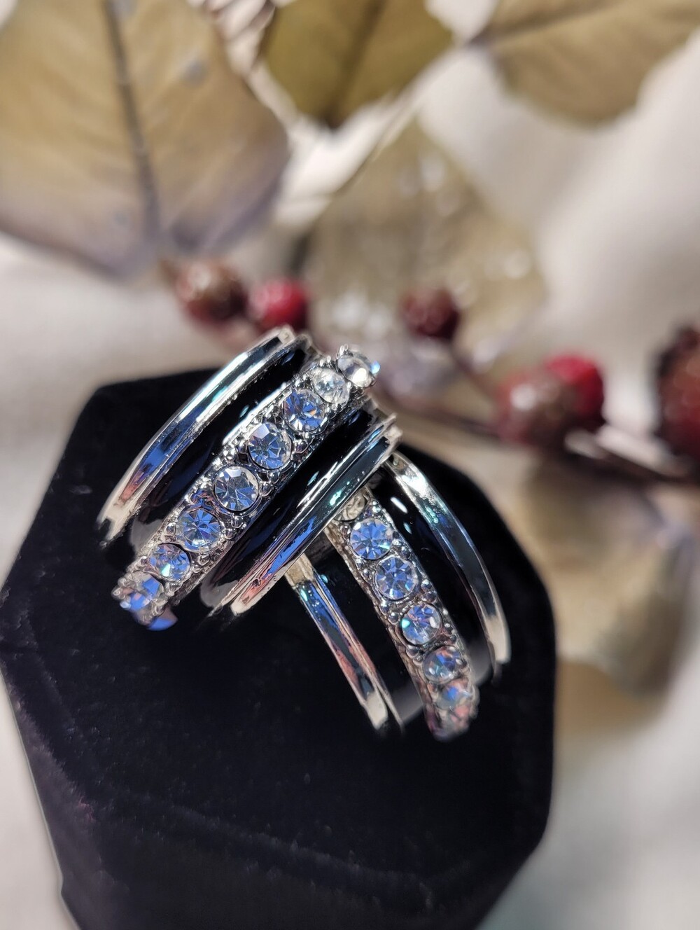 Elegant Clip Earrings Two-tone Black Enamel Silvertone 10 Crystals Arched Classy